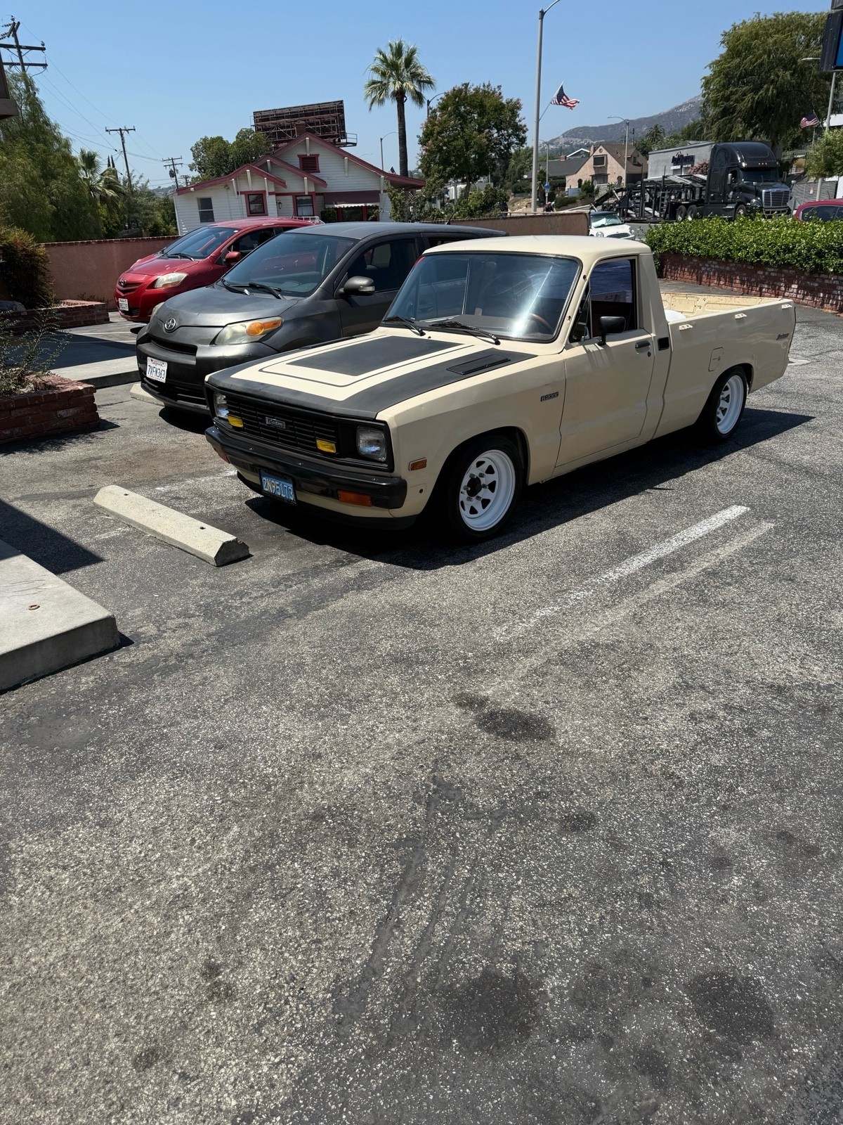 Mazda-B-Series-Pickups-1984-4