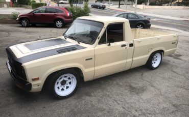 Mazda-B-Series-Pickups-1984-7