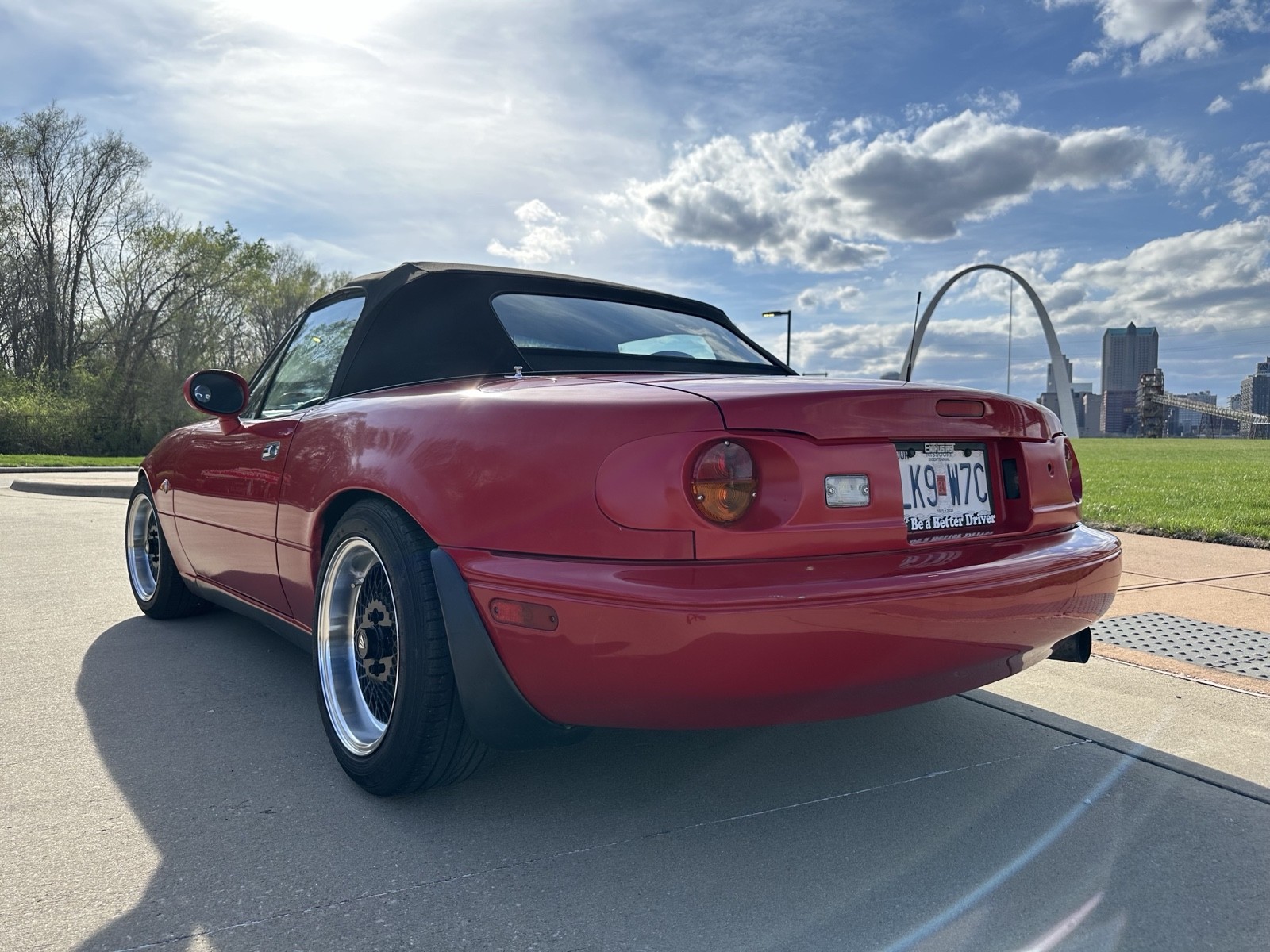 Mazda-MX-5-Miata-1994-Convertible-3