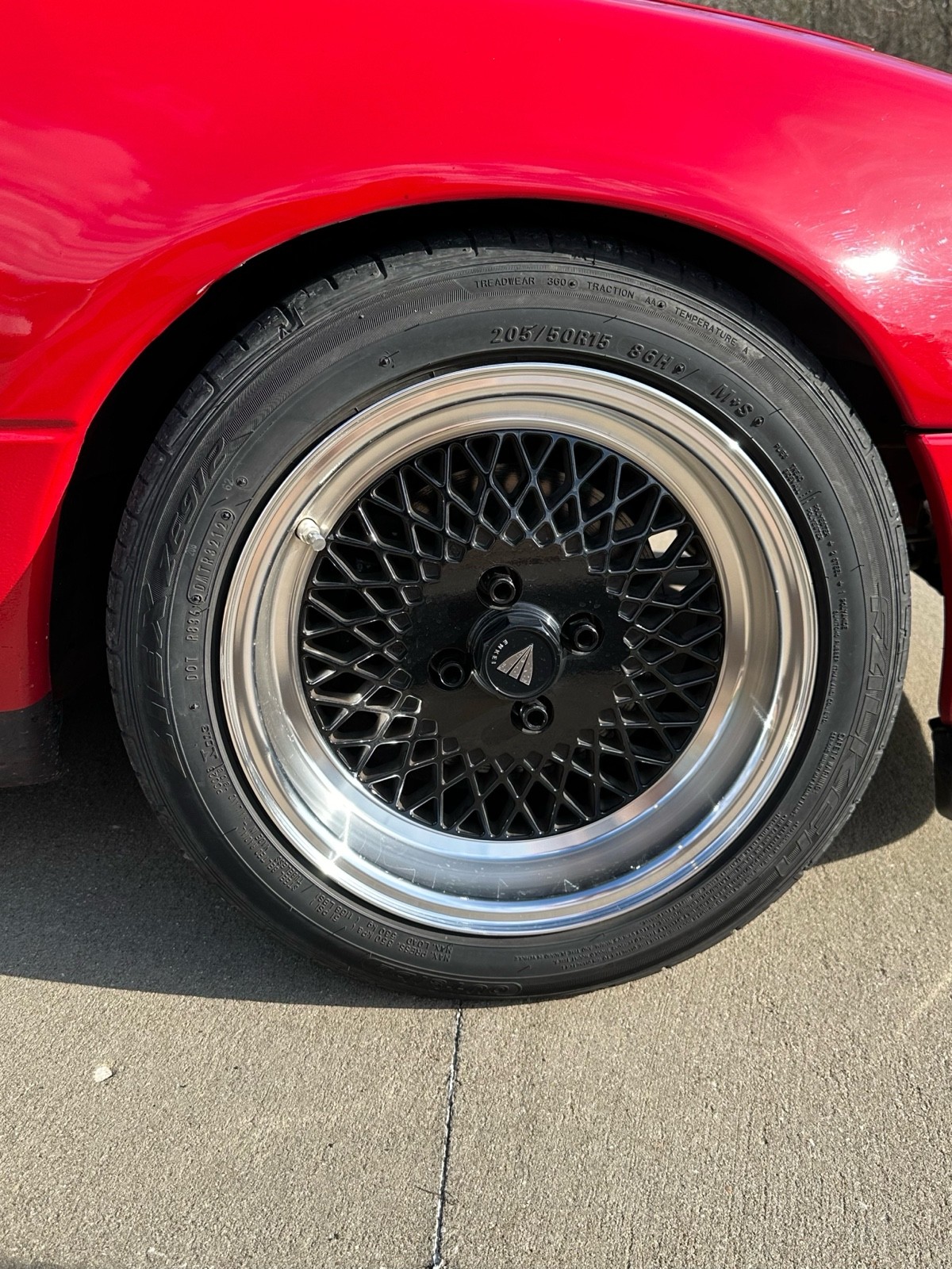 Mazda-MX-5-Miata-1994-Convertible-4
