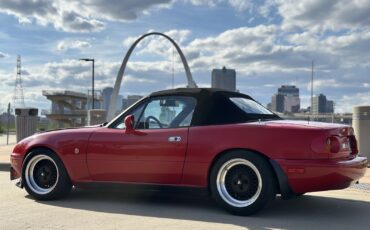 Mazda-MX-5-Miata-1994-Convertible-8