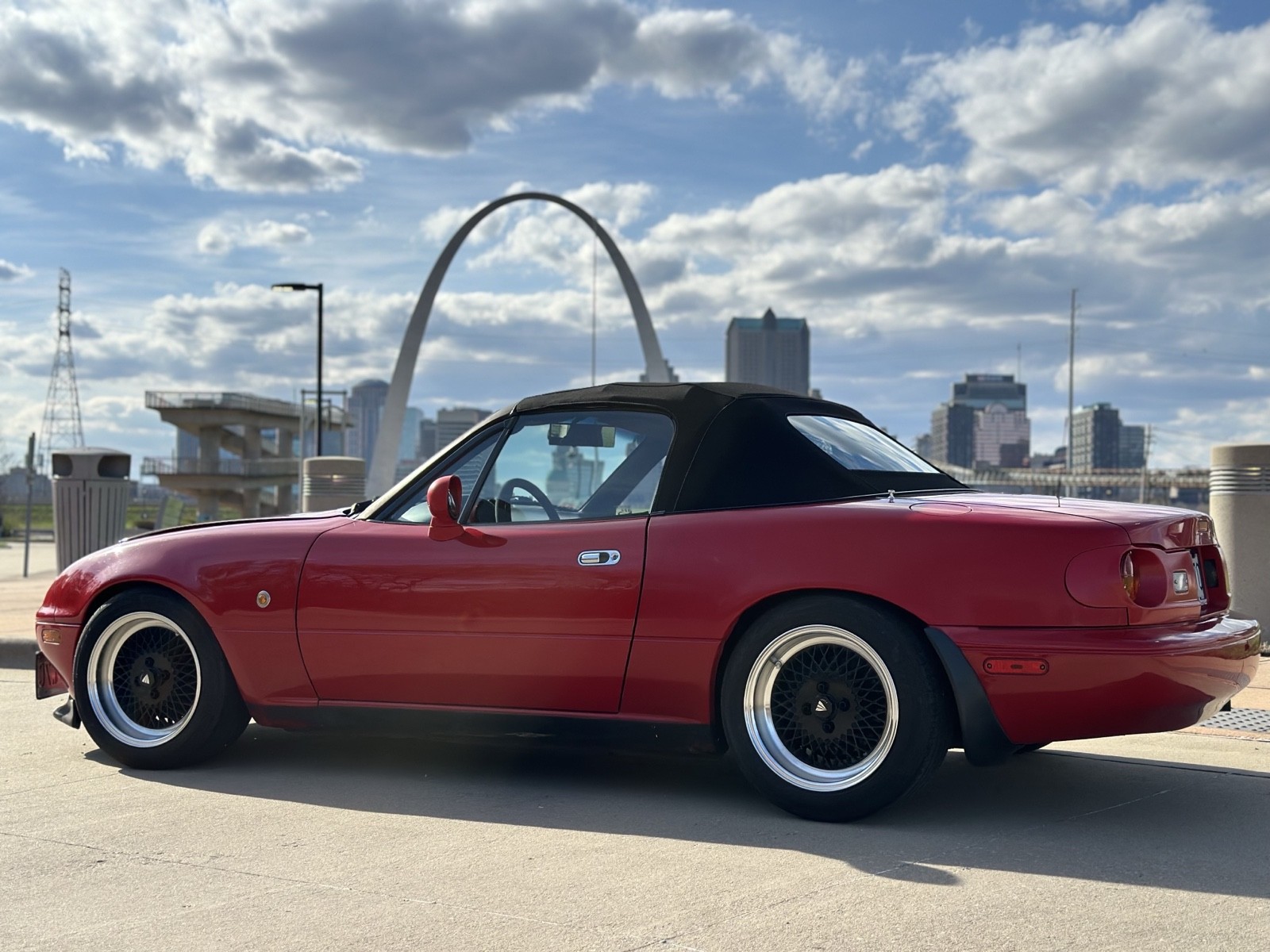 Mazda-MX-5-Miata-1994-Convertible-8