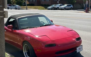 Mazda-MX-5-Miata-1994-Convertible-9