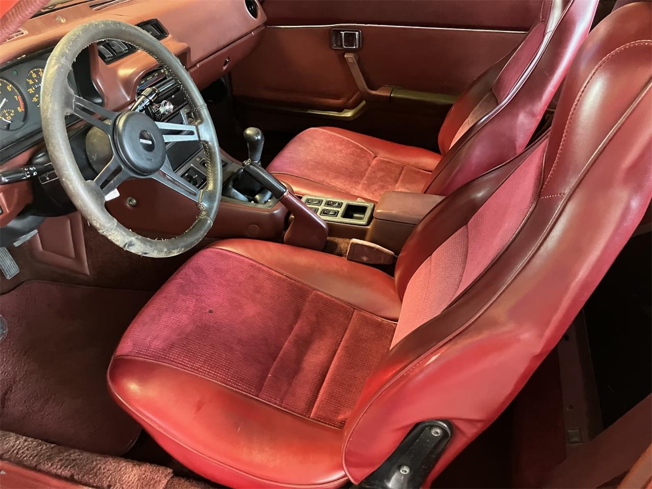 Mazda-Rx-7-1982-Red-Red-13
