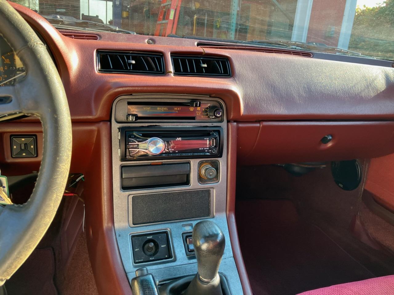 Mazda-Rx-7-1982-Red-Red-16