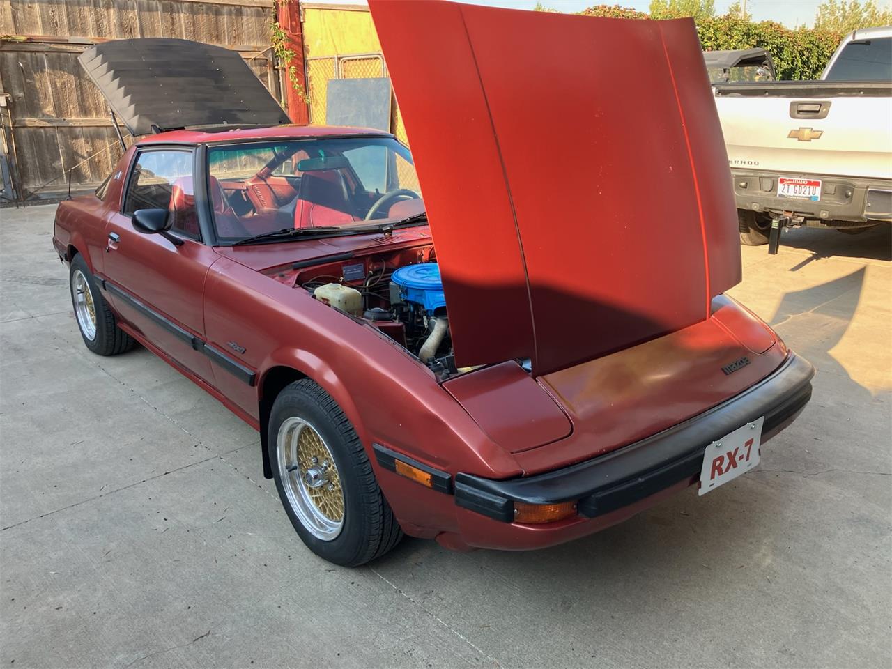 Mazda-Rx-7-1982-Red-Red-22