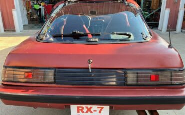 Mazda-Rx-7-1982-Red-Red-6
