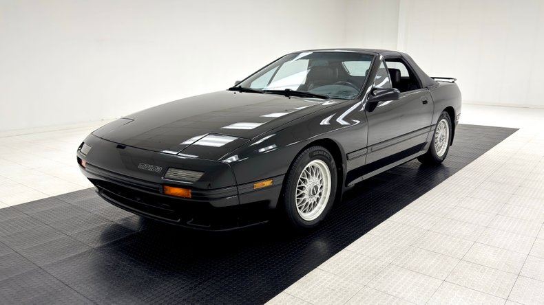 Mazda-Rx-7-1988-Black-Charcoal-Gray-11