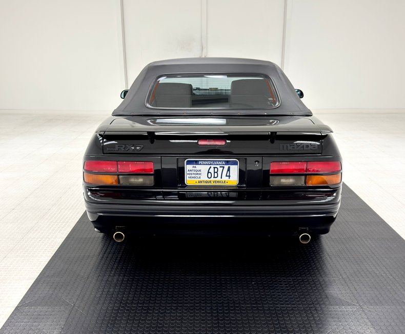 Mazda-Rx-7-1988-Black-Charcoal-Gray-18