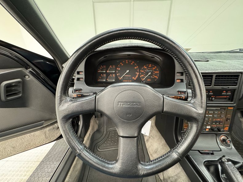 Mazda-Rx-7-1988-Black-Charcoal-Gray-36