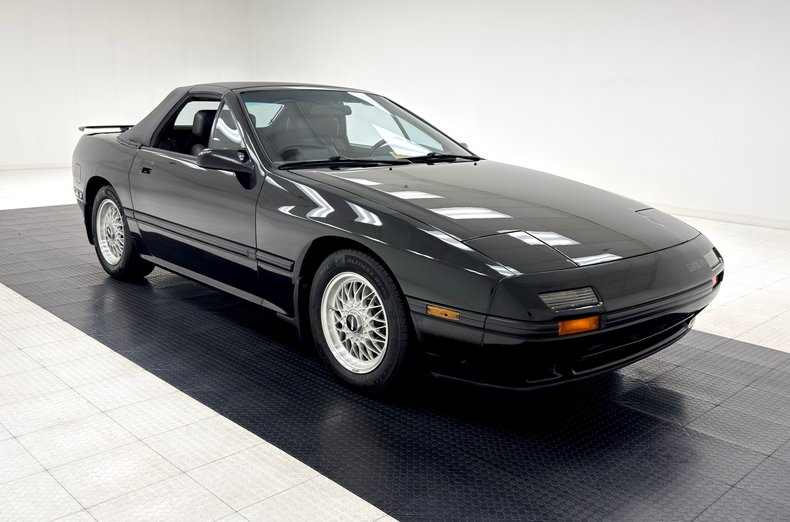 Mazda-Rx-7-1988-Black-Charcoal-Gray-44