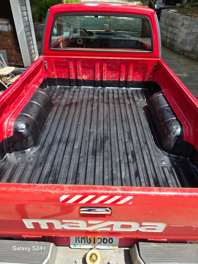 Mazda-b-2200-1992-red-3