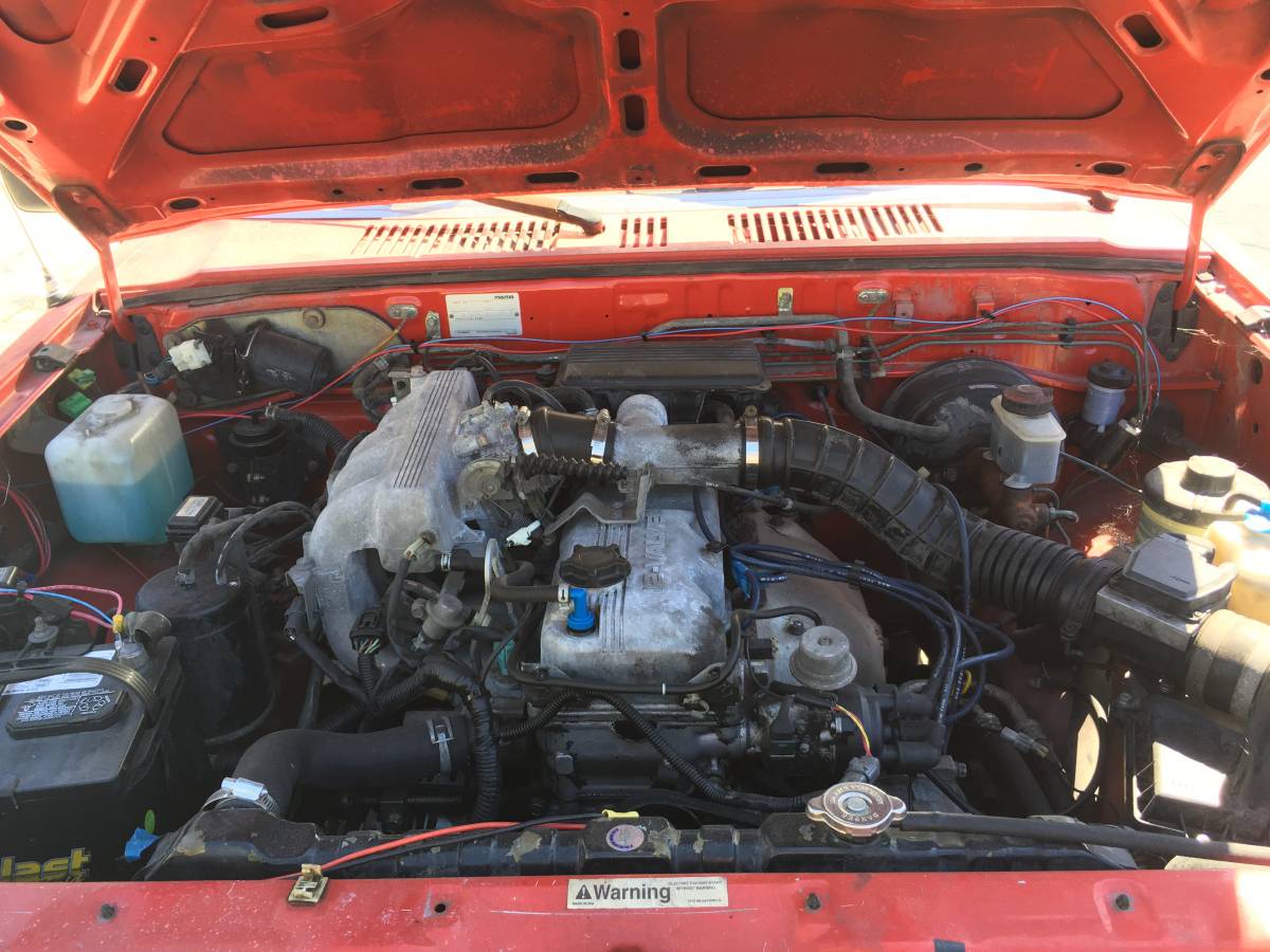 Mazda-b-series-1989-red-2