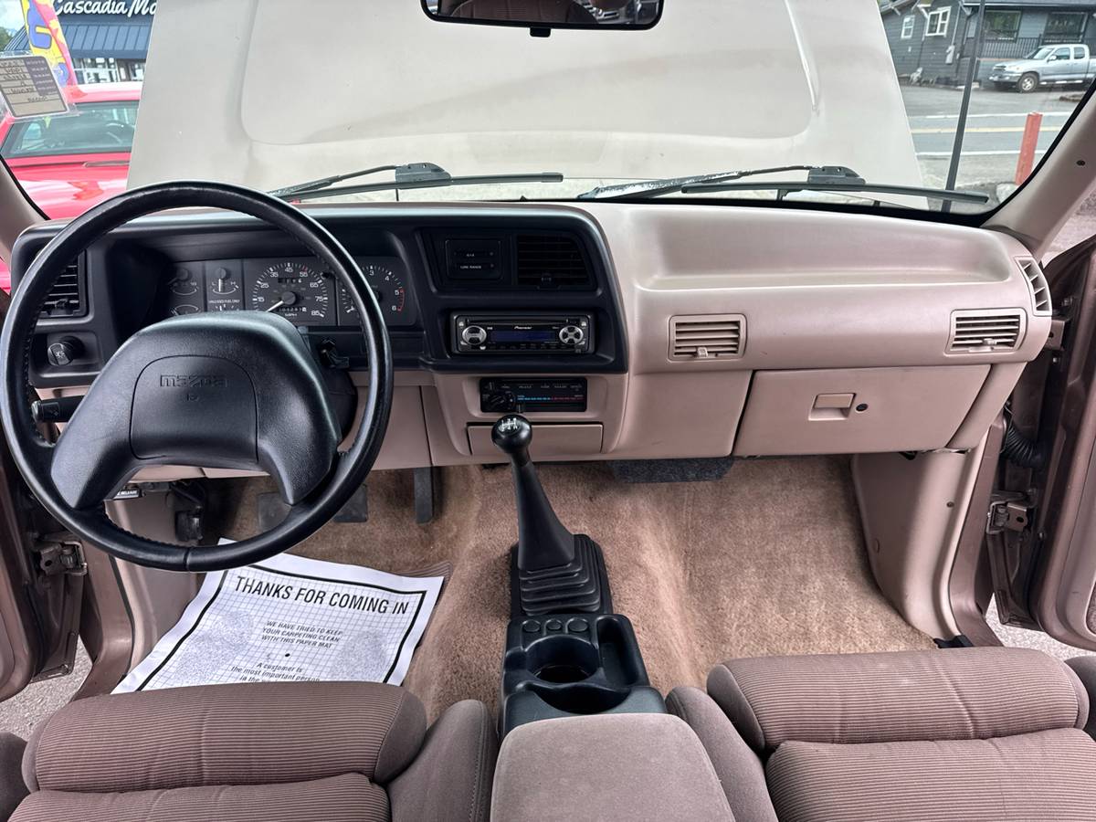 Mazda-b-series-1994-brown-14