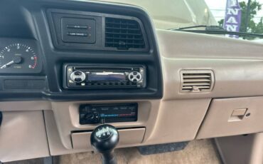 Mazda-b-series-1994-brown-16