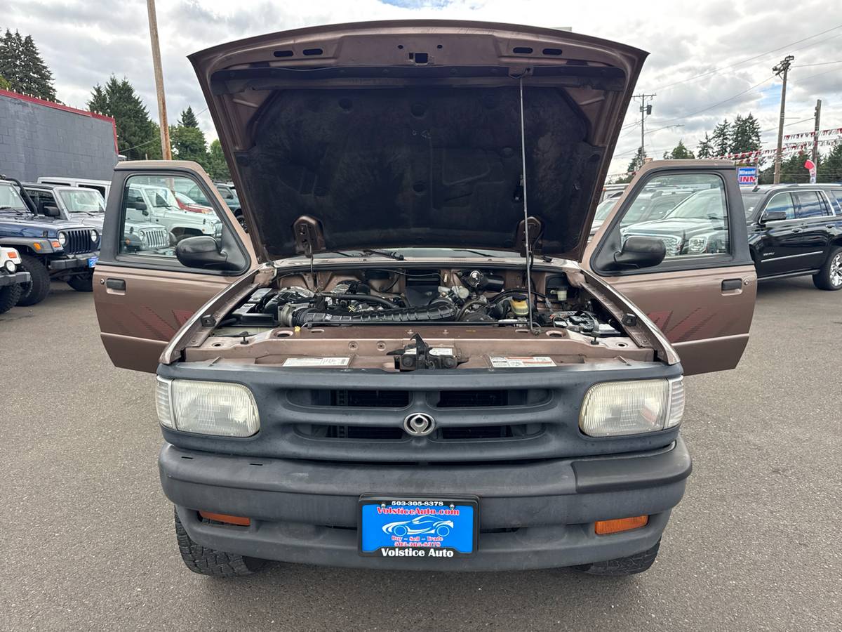 Mazda-b-series-1994-brown-20