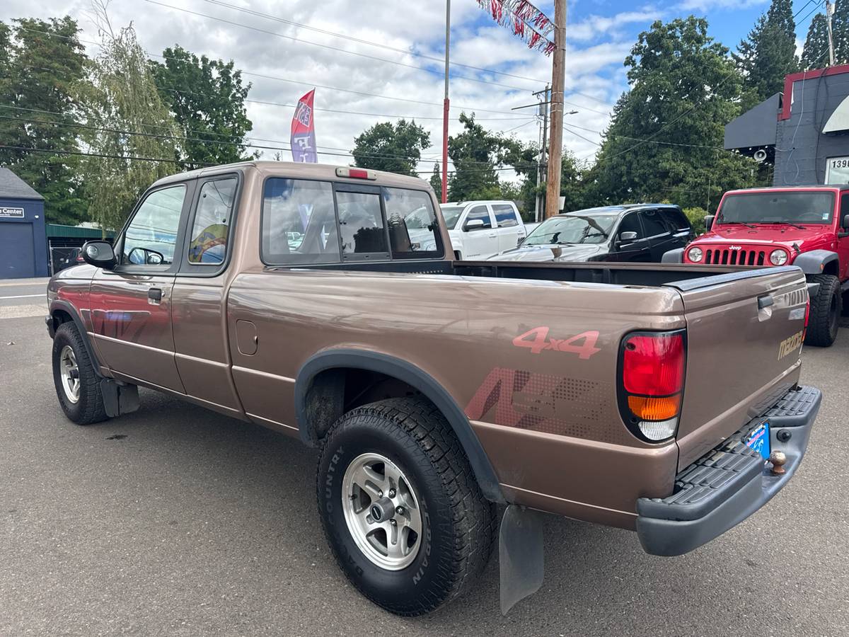 Mazda-b-series-1994-brown-6