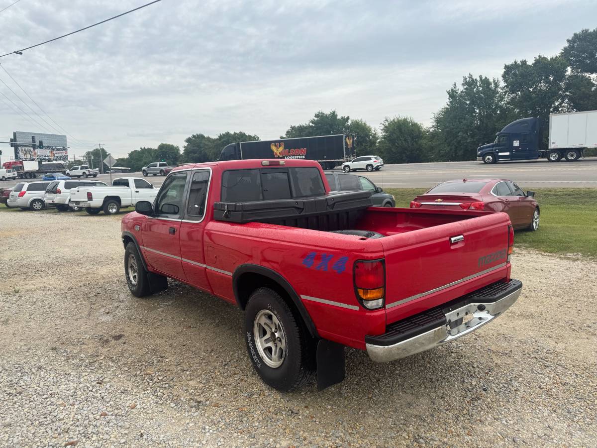 Mazda-b-series-1994-red-3