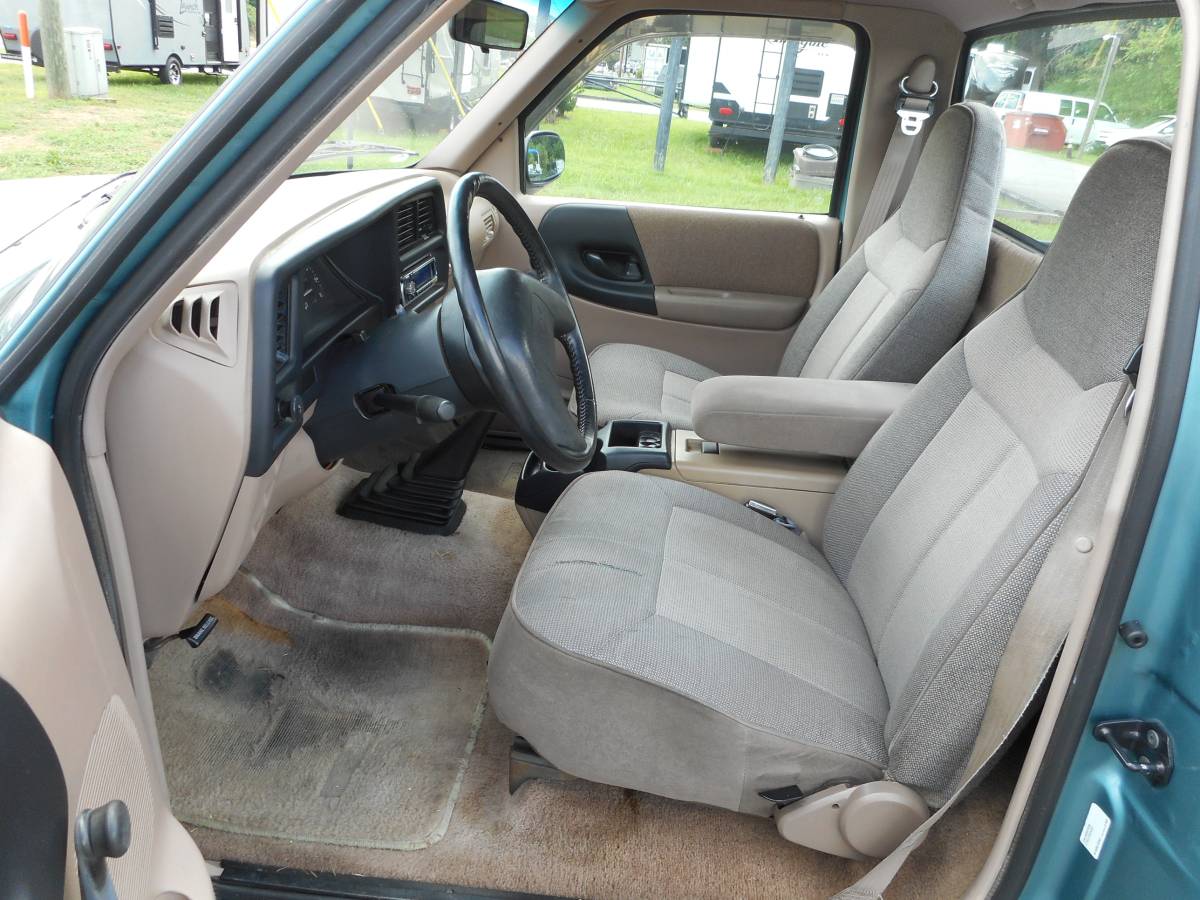Mazda-b-series-pickup-1994-green-5
