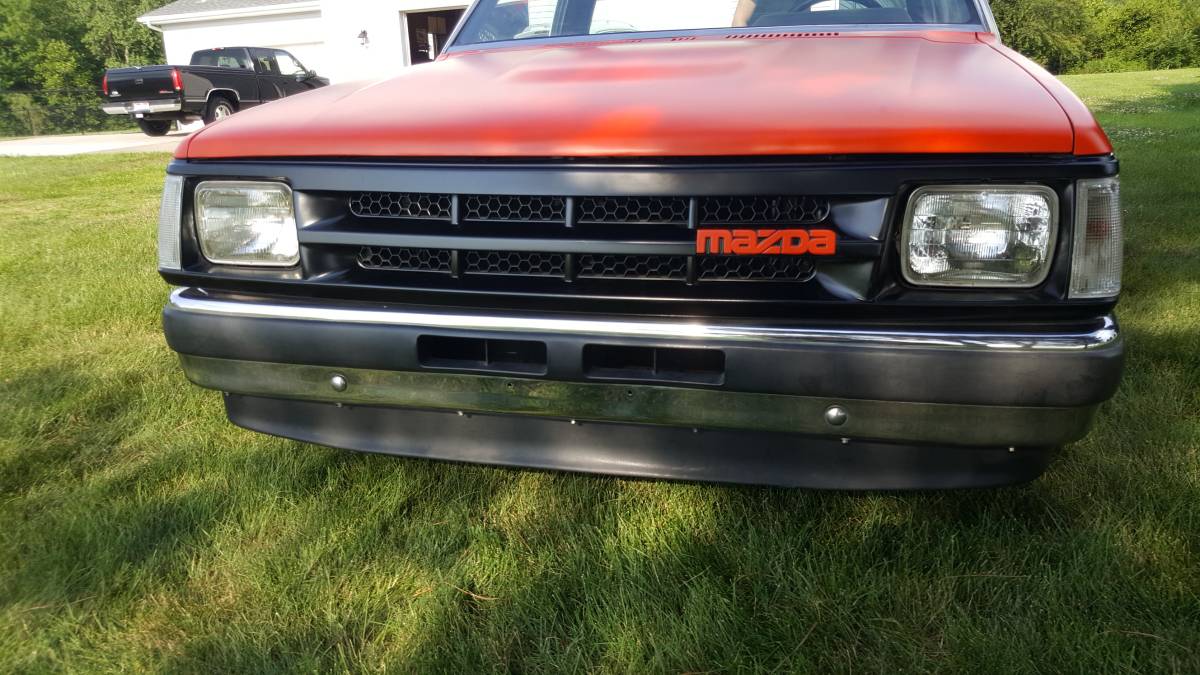 Mazda-b2200-1988-orange-10