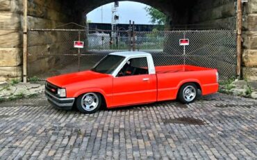 Mazda-b2200-1988-orange