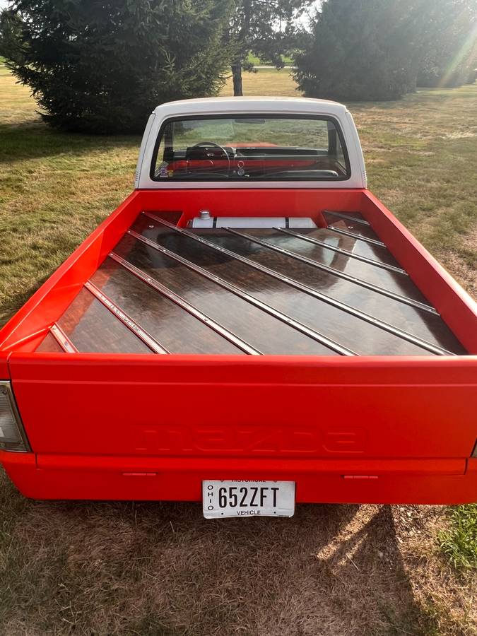 Mazda-b2200-1988-orange-5