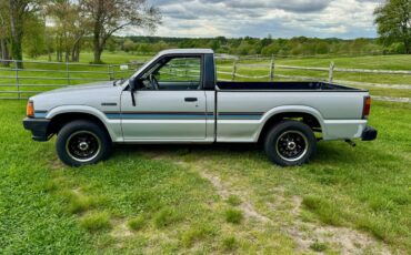 Mazda-b2200-1988-silver-11