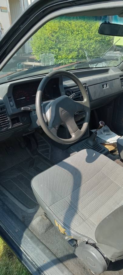 Mazda-b2200-1992-black-5