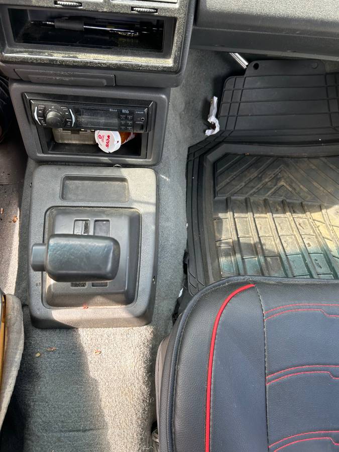 Mazda-b2200-automatic-pick-up-1989-black-4