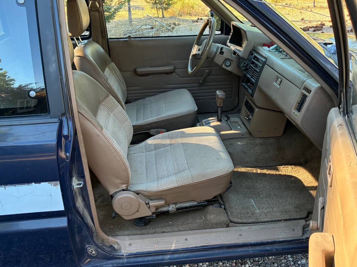 Mazda-b2600i-1991-6