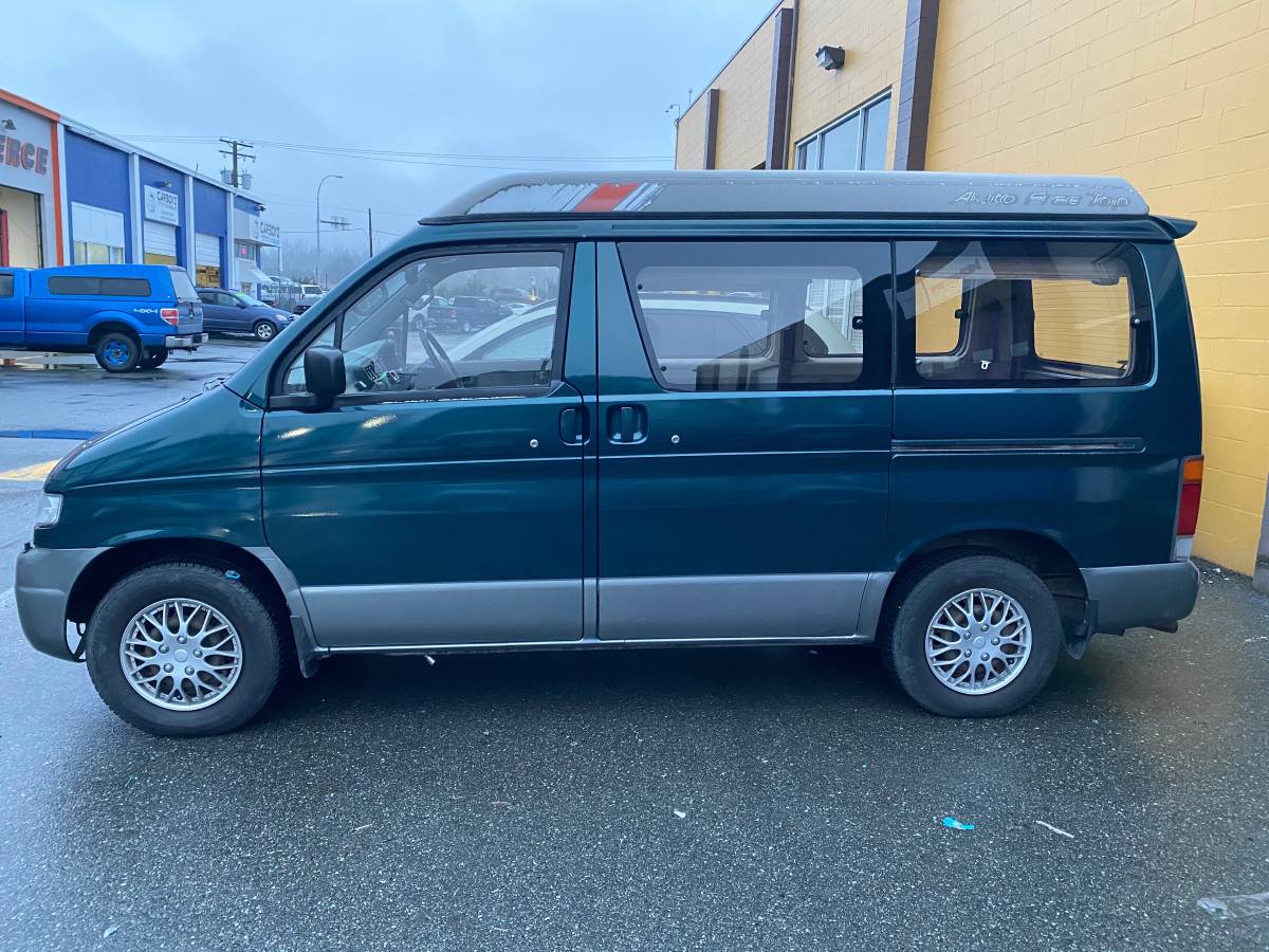 Mazda-bongo-friendee-diesel-1995-green-1