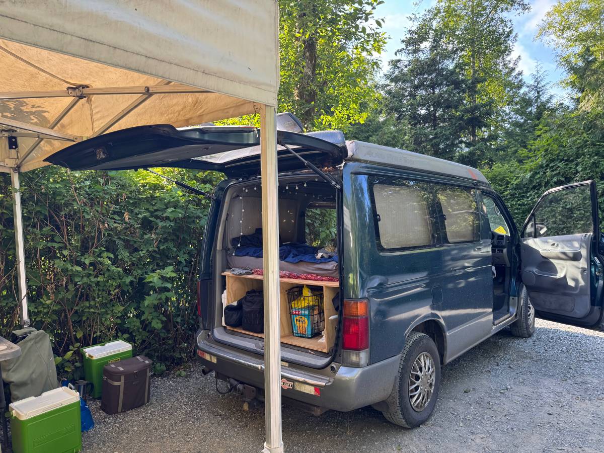 Mazda-bongo-friendee-diesel-1995-green-20