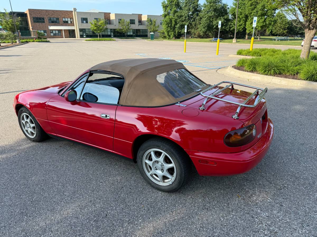 Mazda-miata-1.6l-1995-red-2