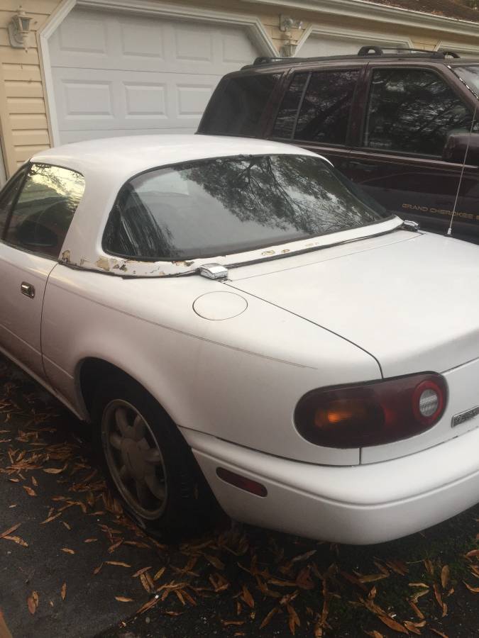 Mazda-miata-1990-1
