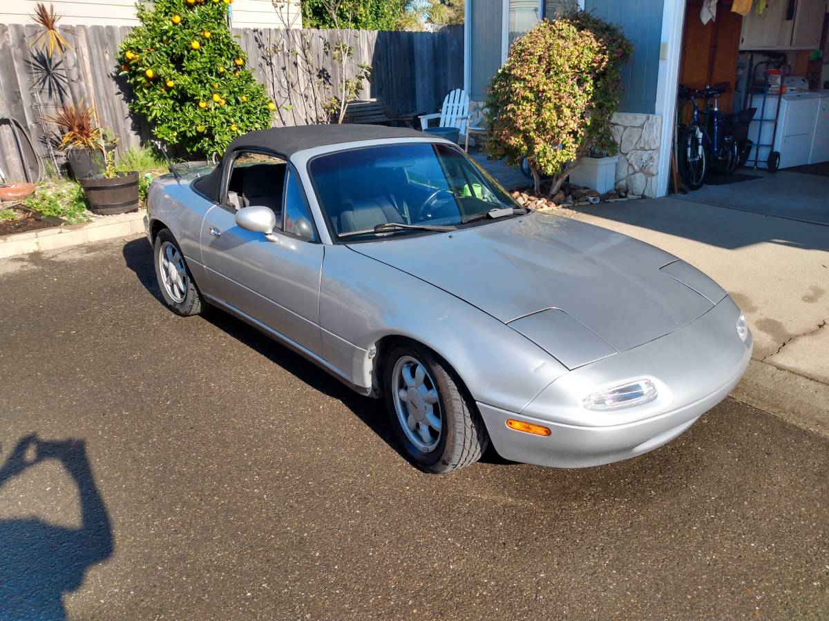 Mazda-miata-1991-silver
