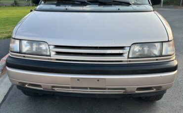 Mazda-mpv-1992-1