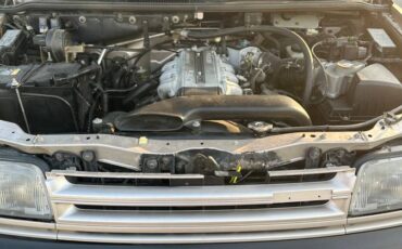 Mazda-mpv-1992-18
