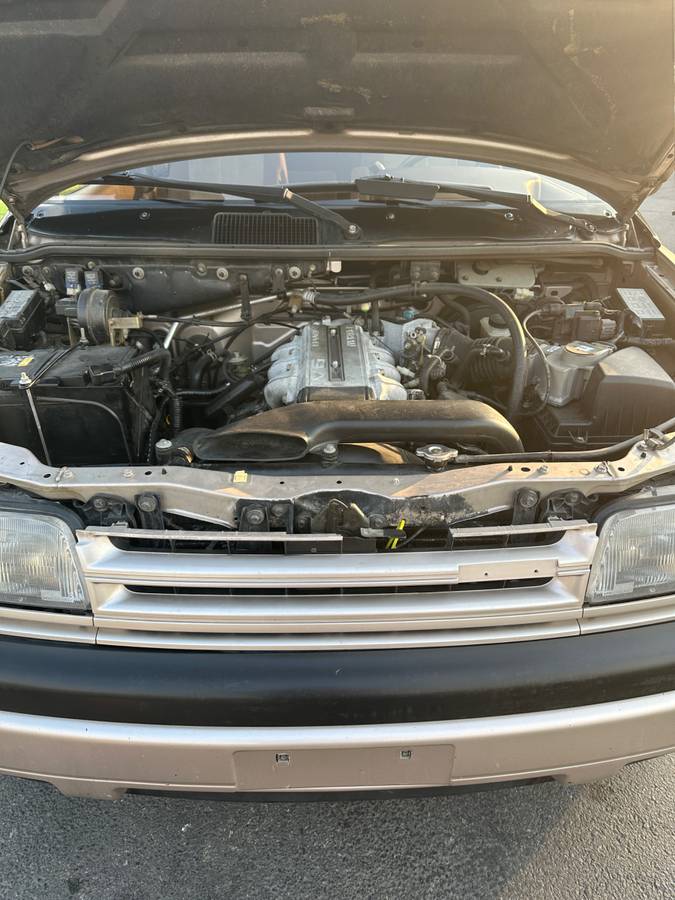 Mazda-mpv-1992-18