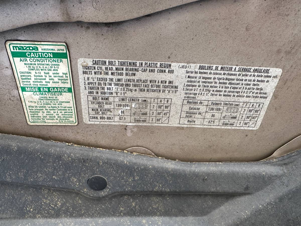 Mazda-mpv-1992-3
