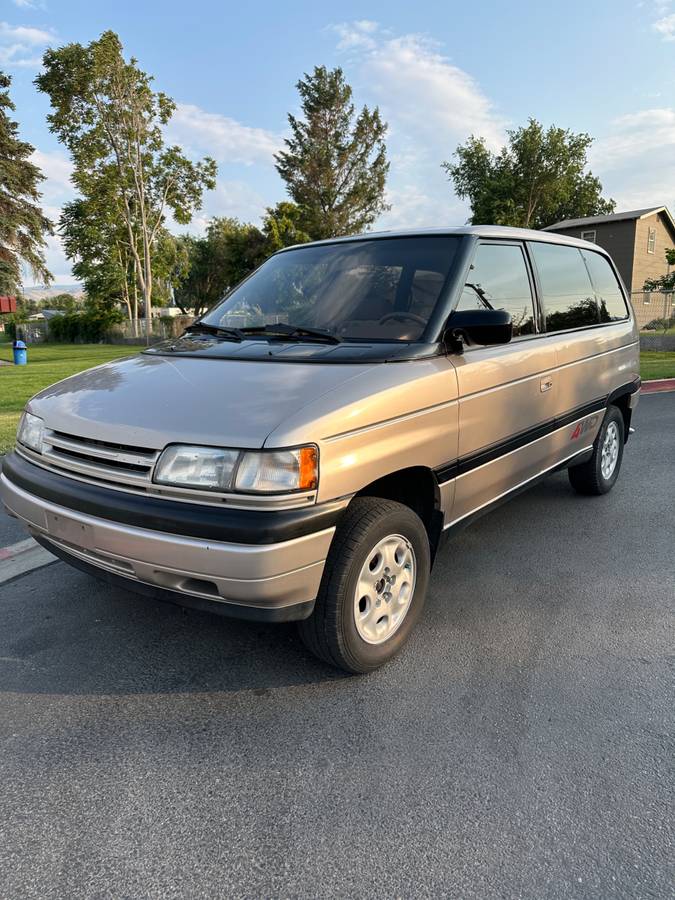 Mazda-mpv-1992
