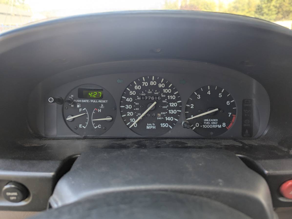 Mazda-mx-3-1992-3