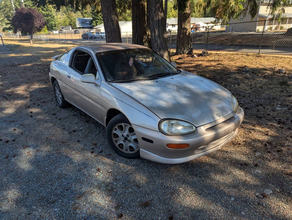 Mazda-mx-3-1992-5