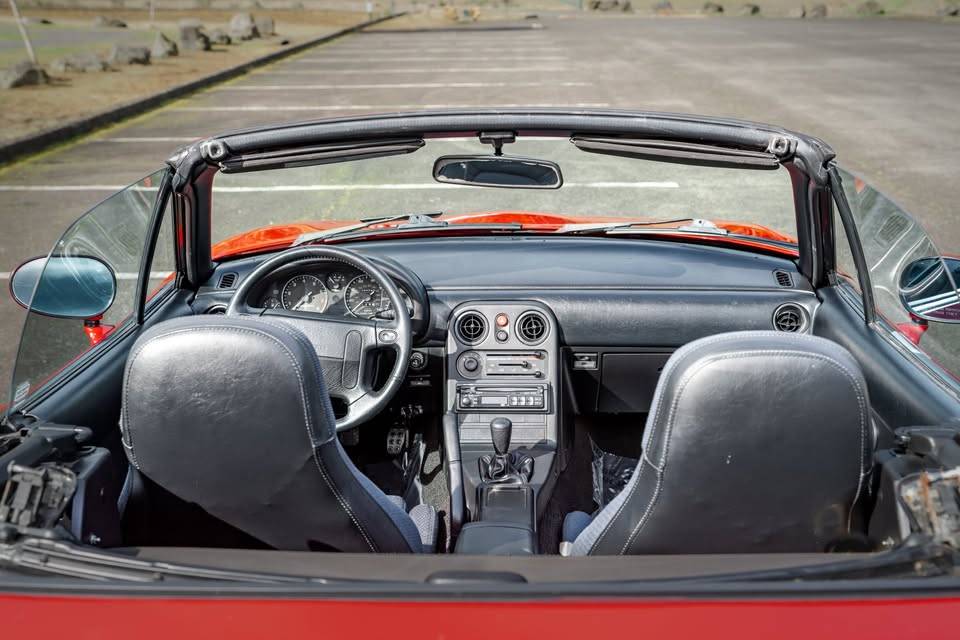 Mazda-mx-5-1992-red-13