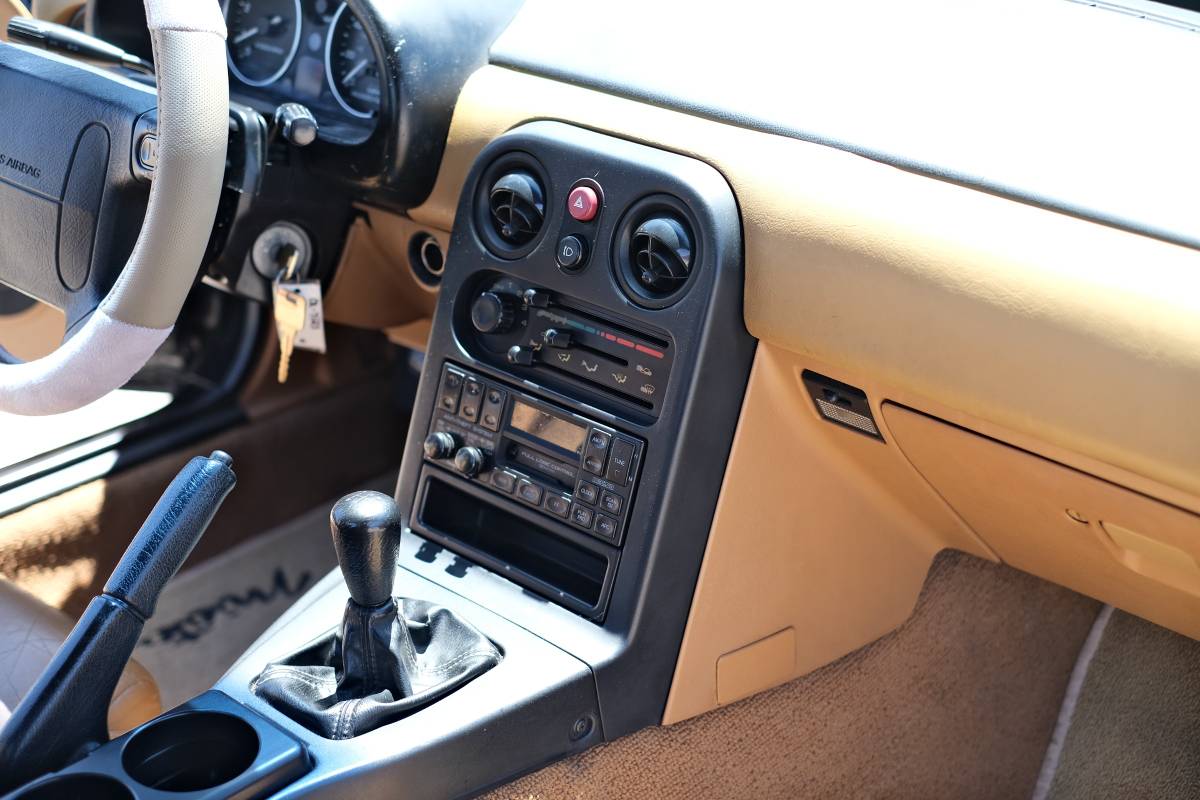 Mazda-mx-5-1993-black-13