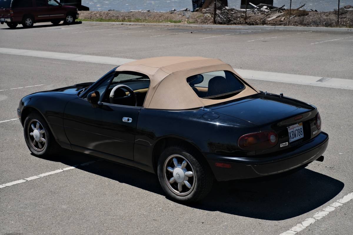 Mazda-mx-5-1993-black-3