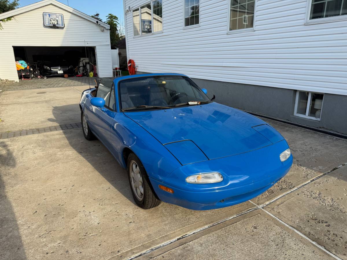 Mazda-mx-5-coupe-1991-blue-3