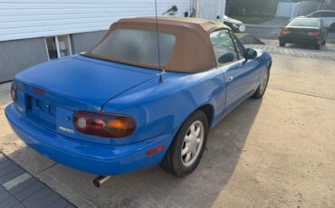 Mazda-mx-5-coupe-1991-blue
