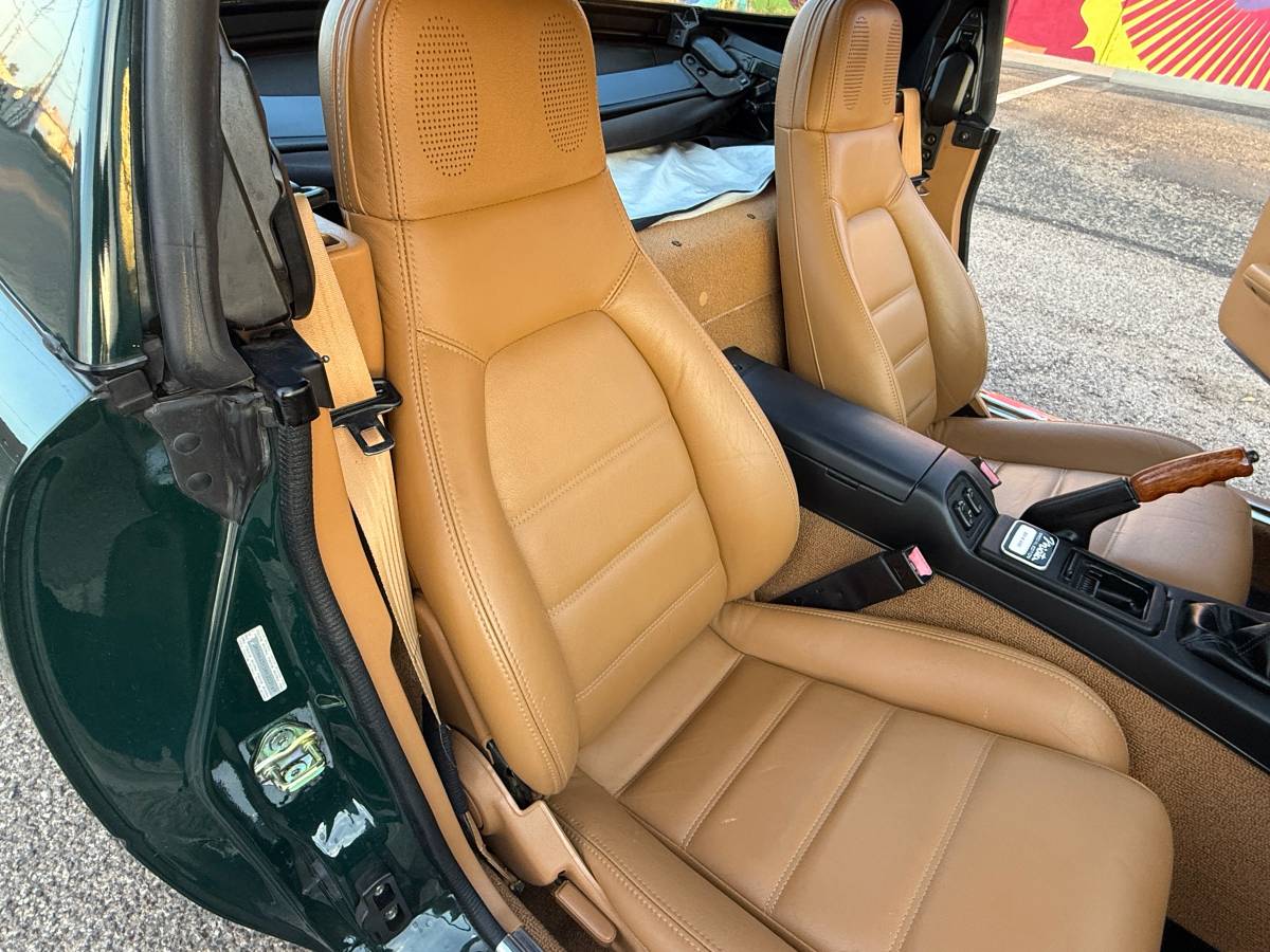 Mazda-mx-5-coupe-1991-green-12