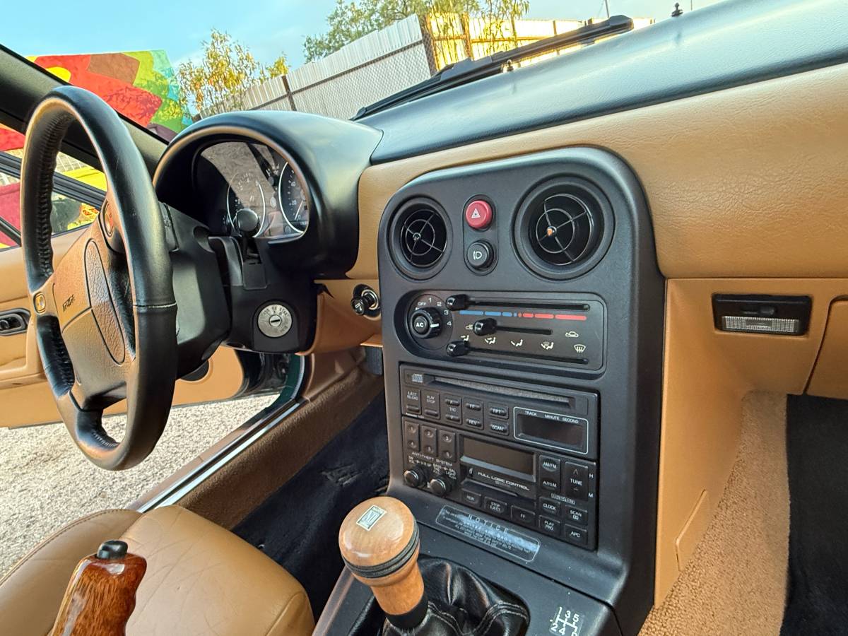 Mazda-mx-5-coupe-1991-green-2