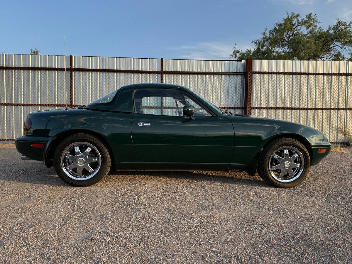 Mazda-mx-5-coupe-1991-green-5